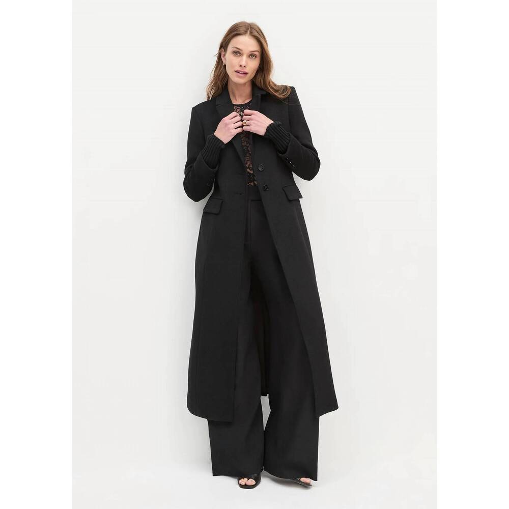 NEW FAVORITE DAUGHTER the city coat in black